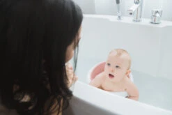 Angelcare Soft-Touch Blauw Badring AC-BR01-AQU -Dirkje || Jollein || bébé-jou Verkoopwinkel Angelcare Soft Touch Badring sfeer foto