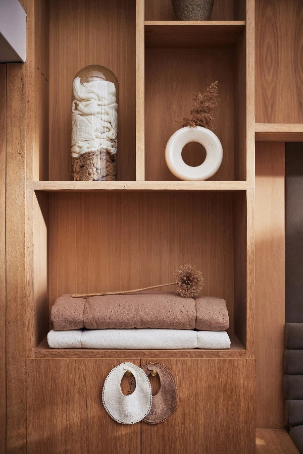 Jollein Embroidery Ivory 75 X 95 Cm Boxkleed 017-512-66069 7 Jollein Embroidery Ivory 75 X 95 Cm Boxkleed 017-512-66069 - Afbeelding 5