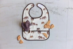 Jollein Savannah 2-pack Waterproof Slabber 029-864-66029 -Dirkje || Jollein || bébé-jou Verkoopwinkel Jollein Savannah 2 pack Waterproof Slabber 029 864 66029 2