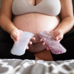 Lansinoh Koud En Warm Verzachtend Kraamverband 69140 10 Lansinoh Koud En Warm Verzachtend Kraamverband 69140 -Dirkje || Jollein || bébé-jou Verkoopwinkel Lansinoh Koud en Warm Verzachtend Kraamverband 69140 2