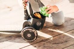 Scoot And Ride Leopard Highwaykick 2 Step SR-96524 -Dirkje || Jollein || bébé-jou Verkoopwinkel Scoot and Ride Leopard Highwaykick 2 Step SR 96524 .sfeer 2