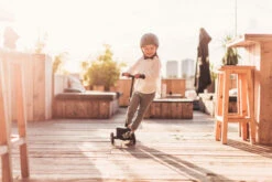 Scoot And Ride Zebra Highwaykick 2 Step SR-96523 18 Scoot And Ride Zebra Highwaykick 2 Step SR-96523 -Dirkje || Jollein || bébé-jou Verkoopwinkel Scoot and Ride Zebra Highwaykick 2 Step SR 96523 .sfeer 4