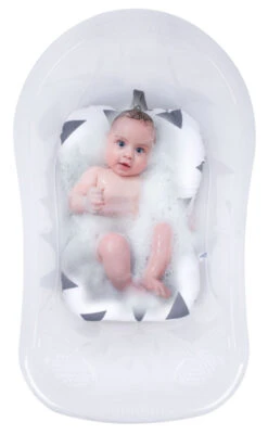 Sevibaby Cozy Triangle Grey Baby Badkussen 69-141 -Dirkje || Jollein || bébé-jou Verkoopwinkel Sevibaby Cozy Triangle Grey Baby Badkussen 69 141 3