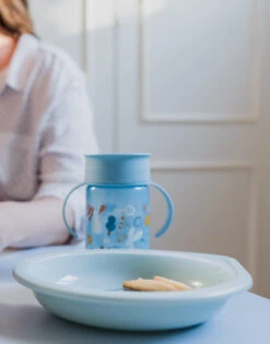 Suavinex Forest Blauw 360° Drinkbeker Met Handvatten SXZFEE070157 -Dirkje || Jollein || bébé-jou Verkoopwinkel Suavinex Forest Blauw 360 Drinkbeker met Handvatten SXZFEE070157 4