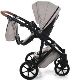 Tako Space Beige Kinderwagen Incl. Tas 02 -Dirkje || Jollein || bébé-jou Verkoopwinkel Tako Space Beige Kinderwagen incl. Tas 02 12