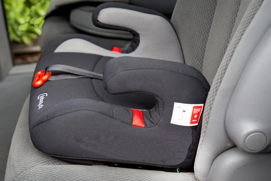 Babygo Bursa II Zwart Isofix Booster Zitverhoger 15-36 Kg 3564 9 Babygo Bursa II Zwart Isofix Booster Zitverhoger 15-36 Kg 3564 - Afbeelding 7