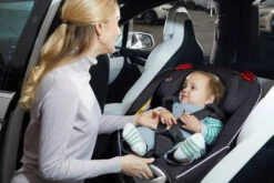 Babygo Fixleg Grey Isofix 360° Autostoel 0-25 Kg 2702 23 Babygo Fixleg Grey Isofix 360° Autostoel 0-25 Kg 2702 -Dirkje || Jollein || bébé-jou Verkoopwinkel babygo fixleg red isofix 360 autostoel 0 25 kg 2703.9 1