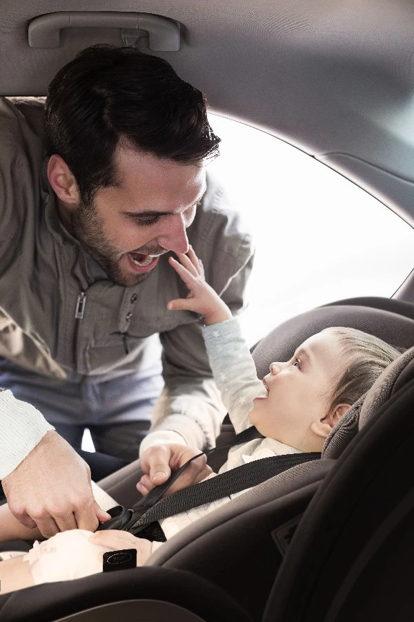 Babygo Grow Up Black I-Size 360° Autostoel 0-36 Kg 2801 11 Babygo Grow Up Black I-Size 360° Autostoel 0-36 Kg 2801 - Afbeelding 9