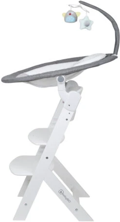 Babygo Homey Set Grey/White Babyschommel En Kinderstoel 19024 23 Babygo Homey Set Grey/White Babyschommel En Kinderstoel 19024 -Dirkje || Jollein || bébé-jou Verkoopwinkel babygo homey set greywhite babyschommel en kinderstoel 19024 5