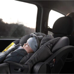 Babygo Ultra Grey I-Size Autostoel 0-13 Kg 7851 -Dirkje || Jollein || bébé-jou Verkoopwinkel babygo ultra grey i size autostoel 0 13 kg 7851 7