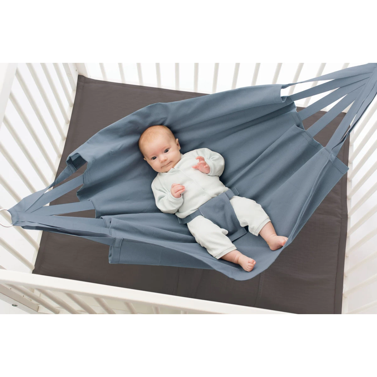 Babylonia Hoppa Dusty Sky Babyhangmatje HOP-BHMN-1-310 4 Babylonia Hoppa Dusty Sky Babyhangmatje HOP-BHMN-1-310 - Afbeelding 2