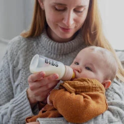 Bibs Blush 225 Ml Glazen Fles 5014244 -Dirkje || Jollein || bébé-jou Verkoopwinkel bibs sage 225 ml glazen fles 5014250 3 1 1