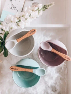 Bo Jungle B-Suction Bowl Roze Kommetje Met Lepel B500620 -Dirkje || Jollein || bébé-jou Verkoopwinkel bo jungle b suction bowl 13 2