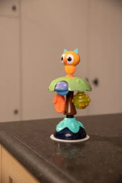 Bo Jungle B-Suction Toy Smart Owl Kinderstoel Speelgoed B910810 -Dirkje || Jollein || bébé-jou Verkoopwinkel bo jungle b suction toy smart owl kinderstoel speelgoed b910810 4