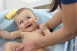 Chicco Cuddle & Bubble Comfort Dots Badcommode & Verzorgingstafel 79348.39 -Dirkje || Jollein || bébé-jou Verkoopwinkel chicco cuddle bubble comfort dots verzorgingstafel 79348.39 2