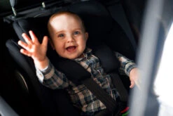 Ding Mace Black/Grey 360° I-Size Autostoel 0-36kg DI-111917 28 Ding Mace Black/Grey 360° I-Size Autostoel 0-36kg DI-111917 -Dirkje || Jollein || bébé-jou Verkoopwinkel di 111917 lifestyle 03 1