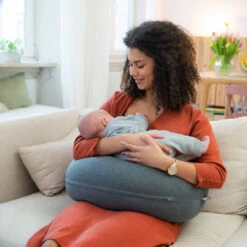 Doomoo Buddy Chine Anthracite Voedingskussenhoes BC B12 -Dirkje || Jollein || bébé-jou Verkoopwinkel doomoo buddy chine anthracite voedingskussenhoes bc b12.5