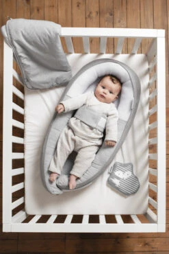 Doomoo Cocoon Classic Grey Babynest CO 07 -Dirkje || Jollein || bébé-jou Verkoopwinkel doomoo cocoon classic grey babynest co 07 6