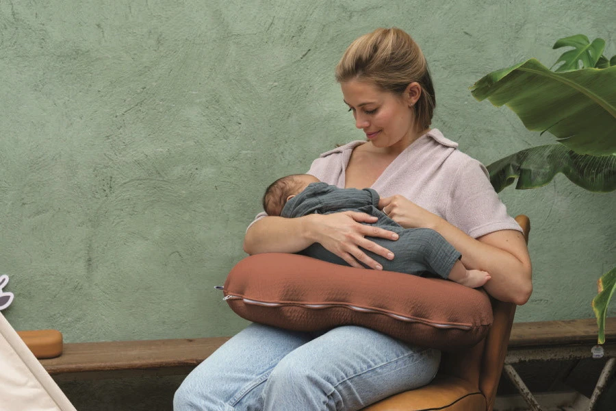 Doomoo Softy Tetra Jersey Terracotta Voedingskussen S82 7 Doomoo Softy Tetra Jersey Terracotta Voedingskussen S82 - Afbeelding 5