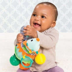 Infantino Mirror Egel Buggyspeeltje BK-216323 -Dirkje || Jollein || bébé-jou Verkoopwinkel infantino mirror egel speeltje bk 216323 2