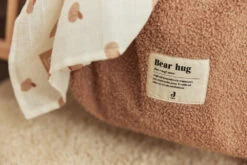 Jollein Boucle Biscuit Boxopbergzak 010-871-66067 -Dirkje || Jollein || bébé-jou Verkoopwinkel jollein boucle biscuit boxopbergzak 010 871 66067 4