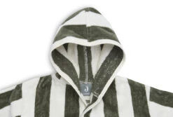 Jollein Stripe Terry Leaf Green 3-4jr Badjas 060-809-67001 -Dirkje || Jollein || bébé-jou Verkoopwinkel jollein stripe terry leaf green 1 2jr badjas 060 808 67001 3 1