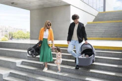 Kinderkraft Nea Deep Grey 2-in-1 Kinderwagen KSNEA000DGR2000 28 Kinderkraft Nea Deep Grey 2-in-1 Kinderwagen KSNEA000DGR2000 -Dirkje || Jollein || bébé-jou Verkoopwinkel kinderkraft nea 2 in 1 kinderwagen sfeer 4 1