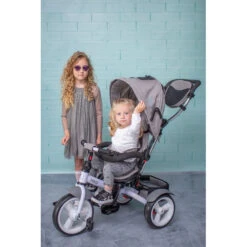 Lorelli Neo Grey Luxe Driewieler 1005033-2102 -Dirkje || Jollein || bébé-jou Verkoopwinkel lorelli neo grey luxe driewieler 1005033 2102 sfeer 1920x1920 1