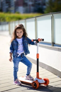 Lorelli Scooter Trio Orange Step/Loopfiets 1039015-0003 -Dirkje || Jollein || bébé-jou Verkoopwinkel lorelli scooter trio orange step loopfiets 1039015 0003 10 1920x1920 2