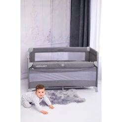 Lorelli Up And Down Fog Beige Flying Friends Campingbedje Incl. Bodemverhoger 1008006-2371 13 Lorelli Up And Down Fog Beige Flying Friends Campingbedje Incl. Bodemverhoger 1008006-2371 -Dirkje || Jollein || bébé-jou Verkoopwinkel lorelli up and down campingbedje incl. bodemverhoger sfeer 1 1