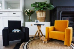 Ding Jamie Velvet Okergeel Kinderfauteuil DI-34201 -Dirkje || Jollein || bébé-jou Verkoopwinkel mamaloes ding jamie 14