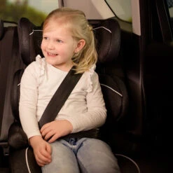 Ding Kato Zwart Autostoel 15-36 Kg YB801A -Dirkje || Jollein || bébé-jou Verkoopwinkel mamaloes ding kato autostoel 15 36 kg2 1