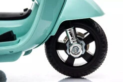 Eco Toys White Elektrische Vespa Scooter H1 -Dirkje || Jollein || bébé-jou Verkoopwinkel mamaloes eco toys stonegreen elektrische vespa scooter h1 3