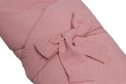 MamaLoes Soft Cotton Licht Roze Wikkeldeken ML020706 -Dirkje || Jollein || bébé-jou Verkoopwinkel mamaloes soft cotton licht roze wikkeldeken ml020706 2