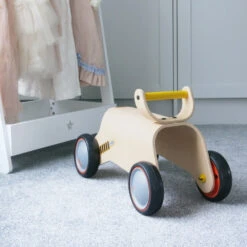 Mamatoyz Bold Houten Loopauto MT17 -Dirkje || Jollein || bébé-jou Verkoopwinkel mamatoyz bold houten loopauto mt17 6