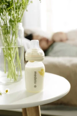 Medela Calma Moedermelkfles 150 Ml 008.0125 -Dirkje || Jollein || bébé-jou Verkoopwinkel medela calma moedermelkfles 5