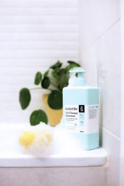 Suavinex Baby 750ml Foam Gel & Shampoo SXZCOS066884 -Dirkje || Jollein || bébé-jou Verkoopwinkel suavinex baby 750ml foam gel en shampoo sxzcos066884 .sfeer 1