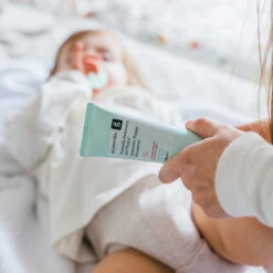 Suavinex Baby's Eerste Beauty Set Voor Gevoelige Huid SXSSET901808 -Dirkje || Jollein || bébé-jou Verkoopwinkel suavinex baby 75ml intensive luiercr me sxzcos066860 .sfeer 1 1