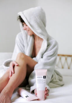 Suavinex Mummy 250ml Huidverstevigende Crème SXZCOS067027 -Dirkje || Jollein || bébé-jou Verkoopwinkel suavinex mummy 250ml huidverstevigende cr me sxzcos067027 .sfeer 1 1