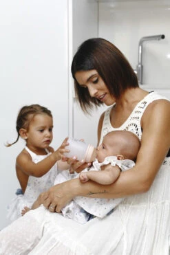 Suavinex Zero.Zero Anti-Colic Adaptable Flow Zuigfles 180ml SXZBRF049993 16 Suavinex Zero.Zero Anti-Colic Adaptable Flow Zuigfles 180ml SXZBRF049993 -Dirkje || Jollein || bébé-jou Verkoopwinkel suavinex zer .zer anti colic zuigfles 4