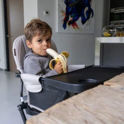 Topmark Lucky Zwart Kinderstoel T6065.BLACK06 17 Topmark Lucky Zwart Kinderstoel T6065.BLACK06 -Dirkje || Jollein || bébé-jou Verkoopwinkel topmark lucky kinderstoel4 1 1