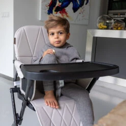 Topmark Lucky Zwart Kinderstoel T6065.BLACK06 18 Topmark Lucky Zwart Kinderstoel T6065.BLACK06 -Dirkje || Jollein || bébé-jou Verkoopwinkel topmark lucky kinderstoel5 3 1