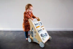 Tryco Houten Activiteiten Loopwagen TR-303012 -Dirkje || Jollein || bébé-jou Verkoopwinkel tryco houten activiteiten loopwagen04