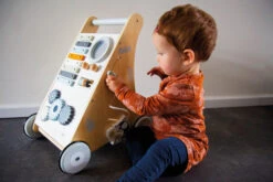 Tryco Houten Activiteiten Loopwagen TR-303012 -Dirkje || Jollein || bébé-jou Verkoopwinkel tryco houten activiteiten loopwagen06