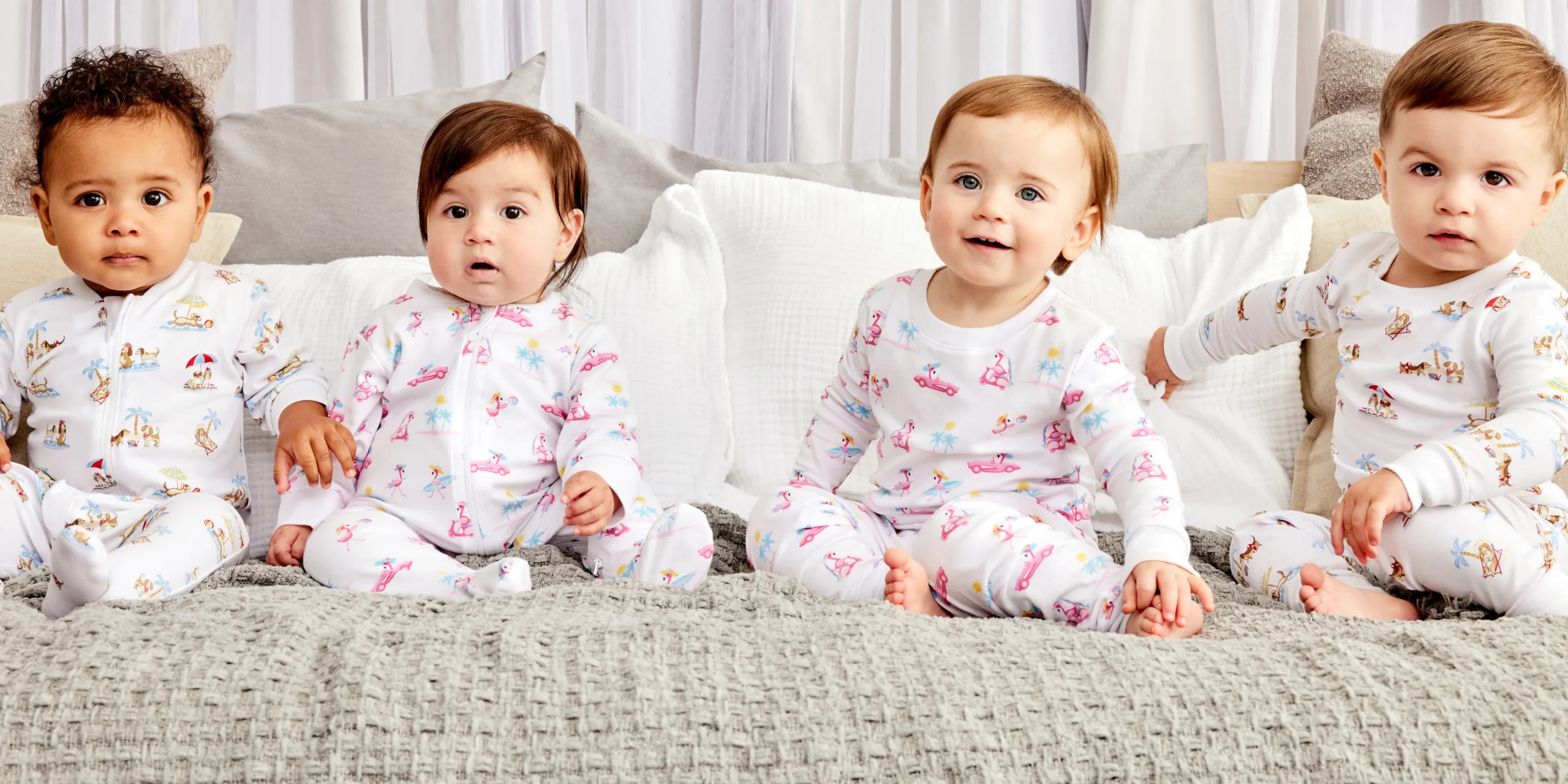 Dirkje || Jollein || bébé-jou Verkoopwinkel -Dirkje || Jollein || bébé-jou Verkoopwinkel Kissy Kissy Pajamas 1 scaled